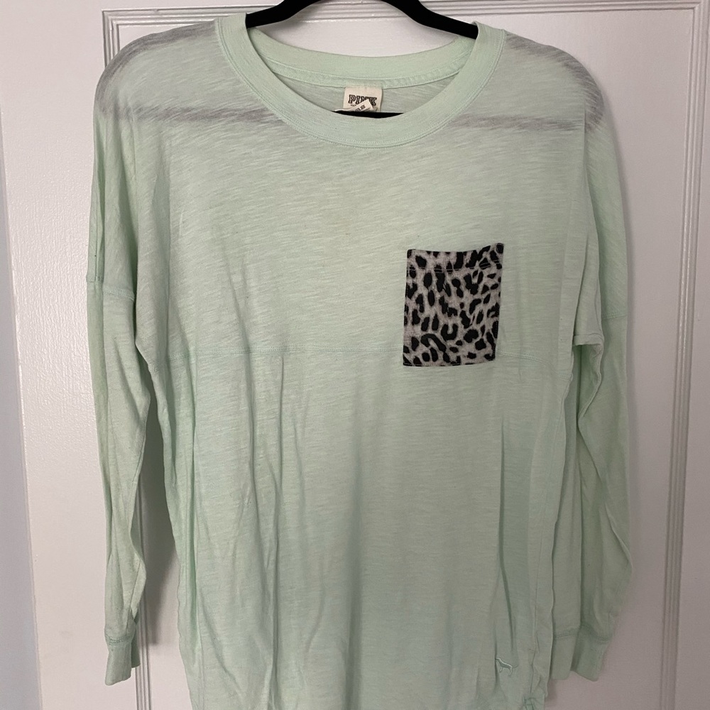 Mint long sleeve with Leopard pocket